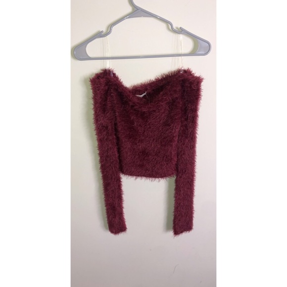 Burgundy crop top - Picture 2 of 2